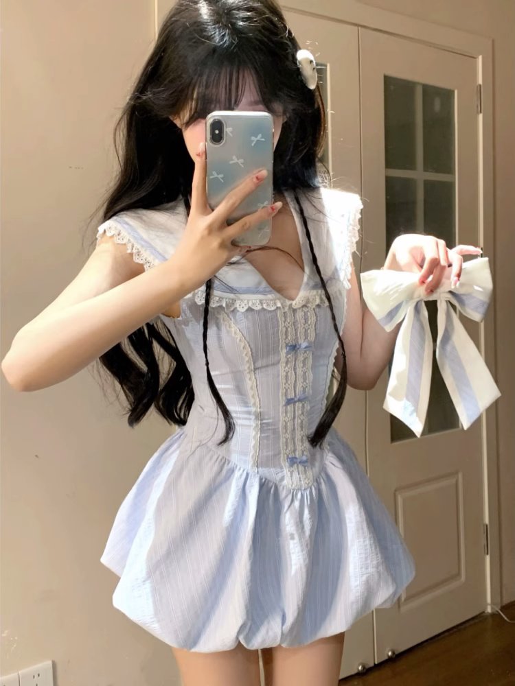甘いミニスカート女性夏の新しいスリムなデザイン感の衝突色のステッチ海軍の襟の蝶ネクタイワンピース